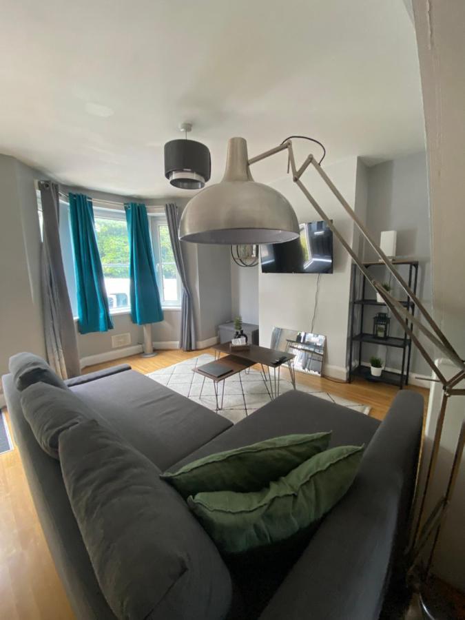 Medway Getaway - 3 Bed Home With Luxury Bathroom Chatham  Luaran gambar