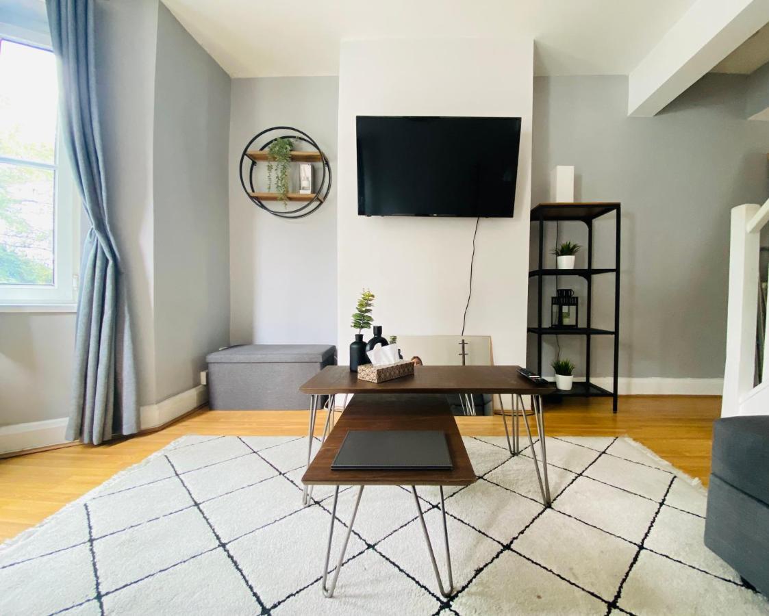 Medway Getaway - 3 Bed Home With Luxury Bathroom Chatham  Luaran gambar