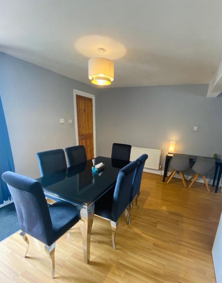 Medway Getaway - 3 Bed Home With Luxury Bathroom Chatham  Luaran gambar