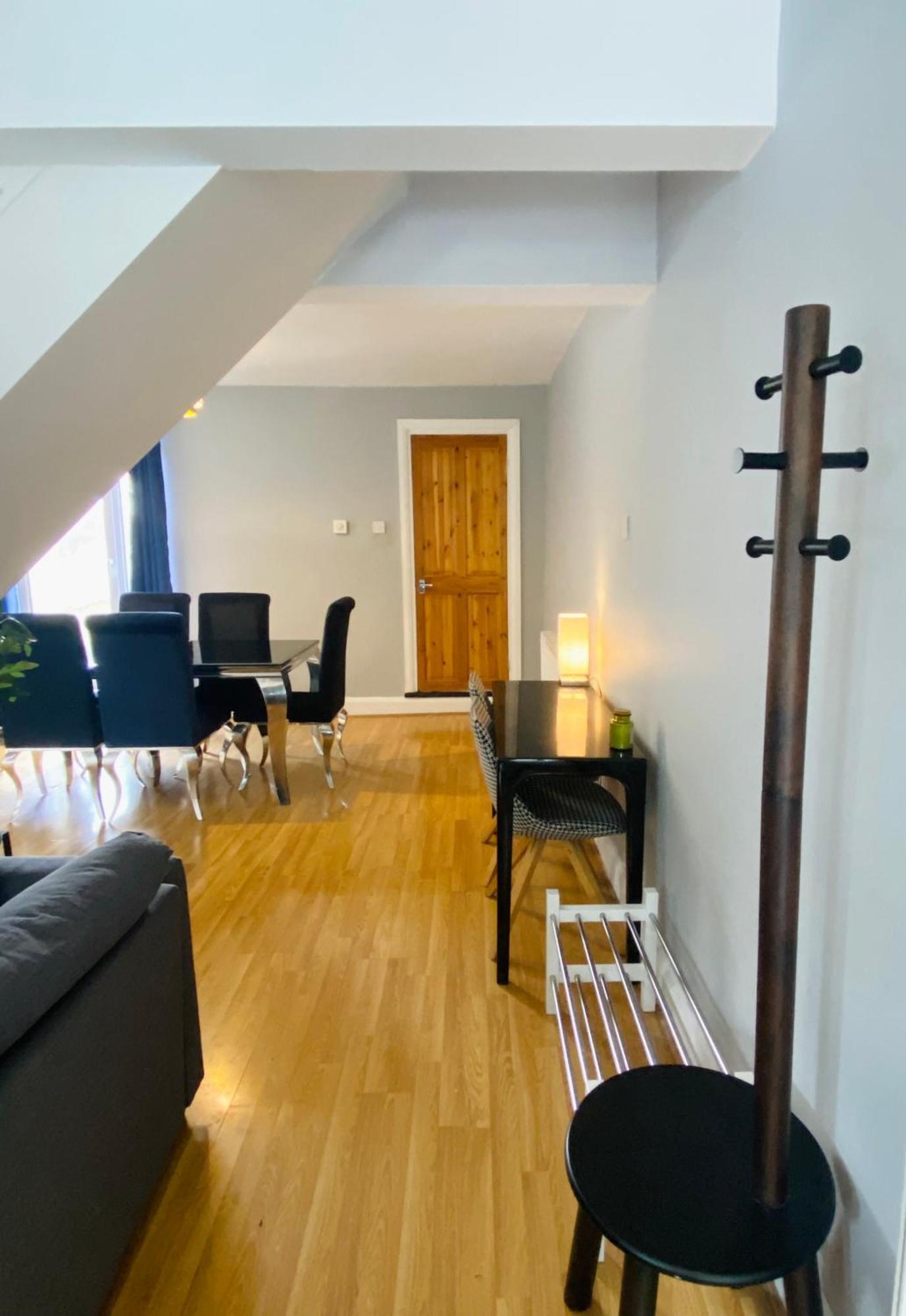 Medway Getaway - 3 Bed Home With Luxury Bathroom Chatham  Luaran gambar